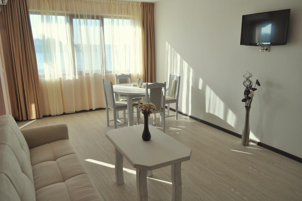 Toma'S Residence - Front Beach Царево Стая снимка